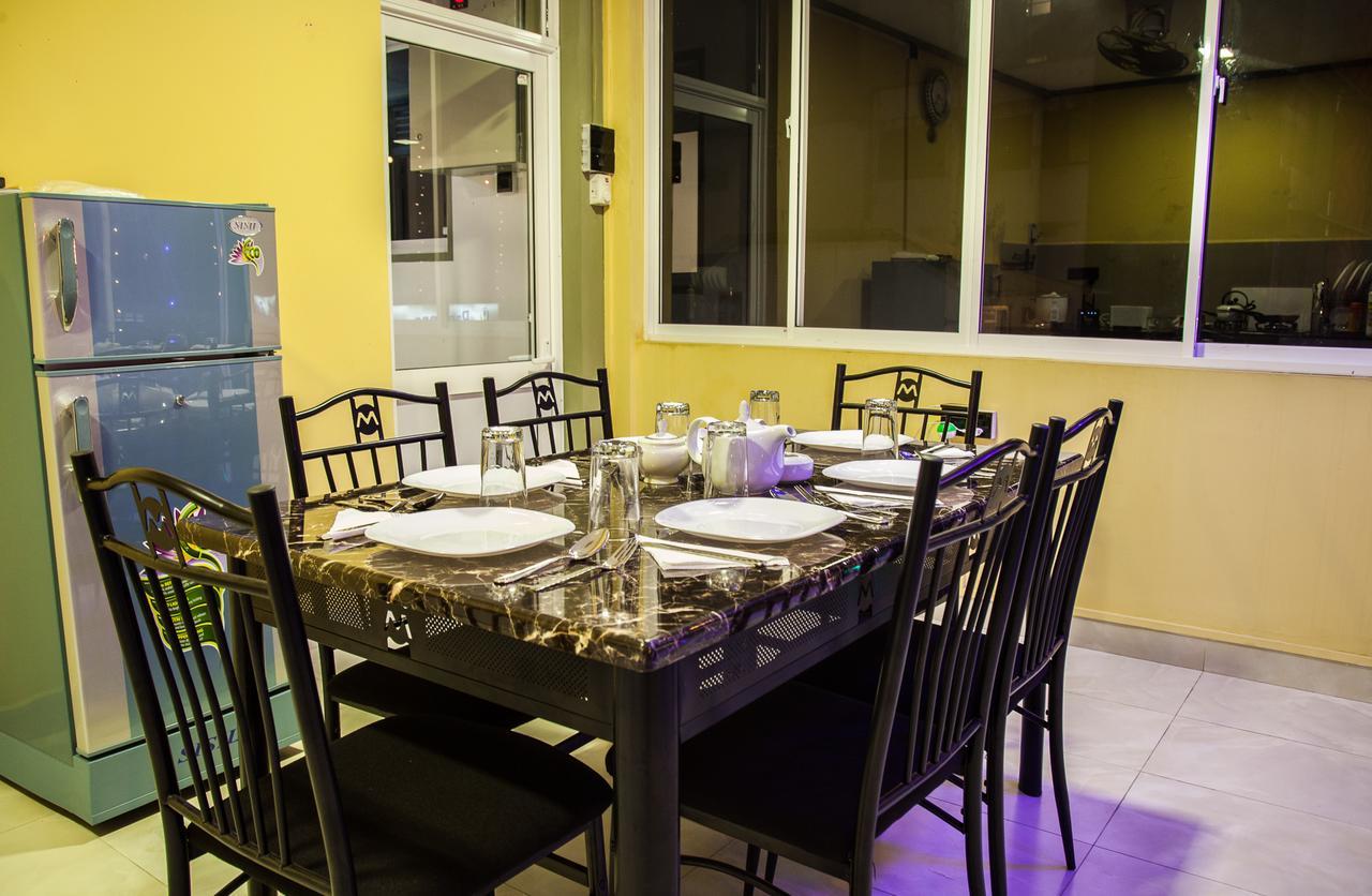 281 Kandy City Hostel & Rooms Deiyannewela 外观 照片