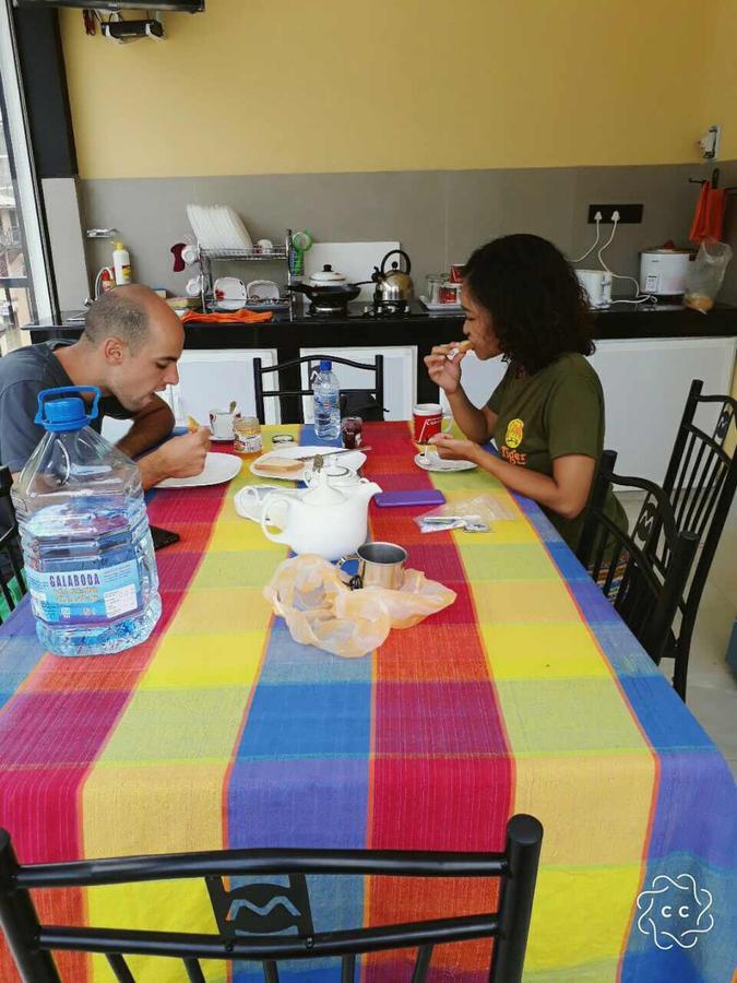 281 Kandy City Hostel & Rooms Deiyannewela 外观 照片
