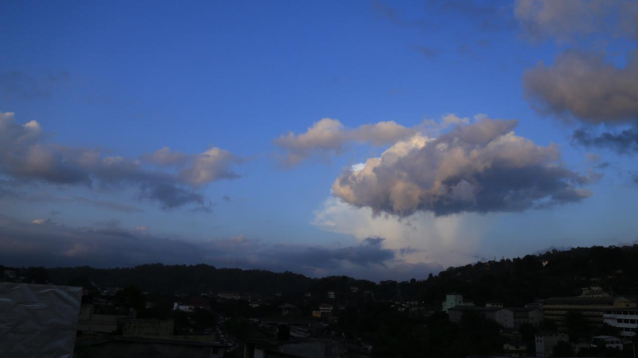 281 Kandy City Hostel & Rooms Deiyannewela 外观 照片