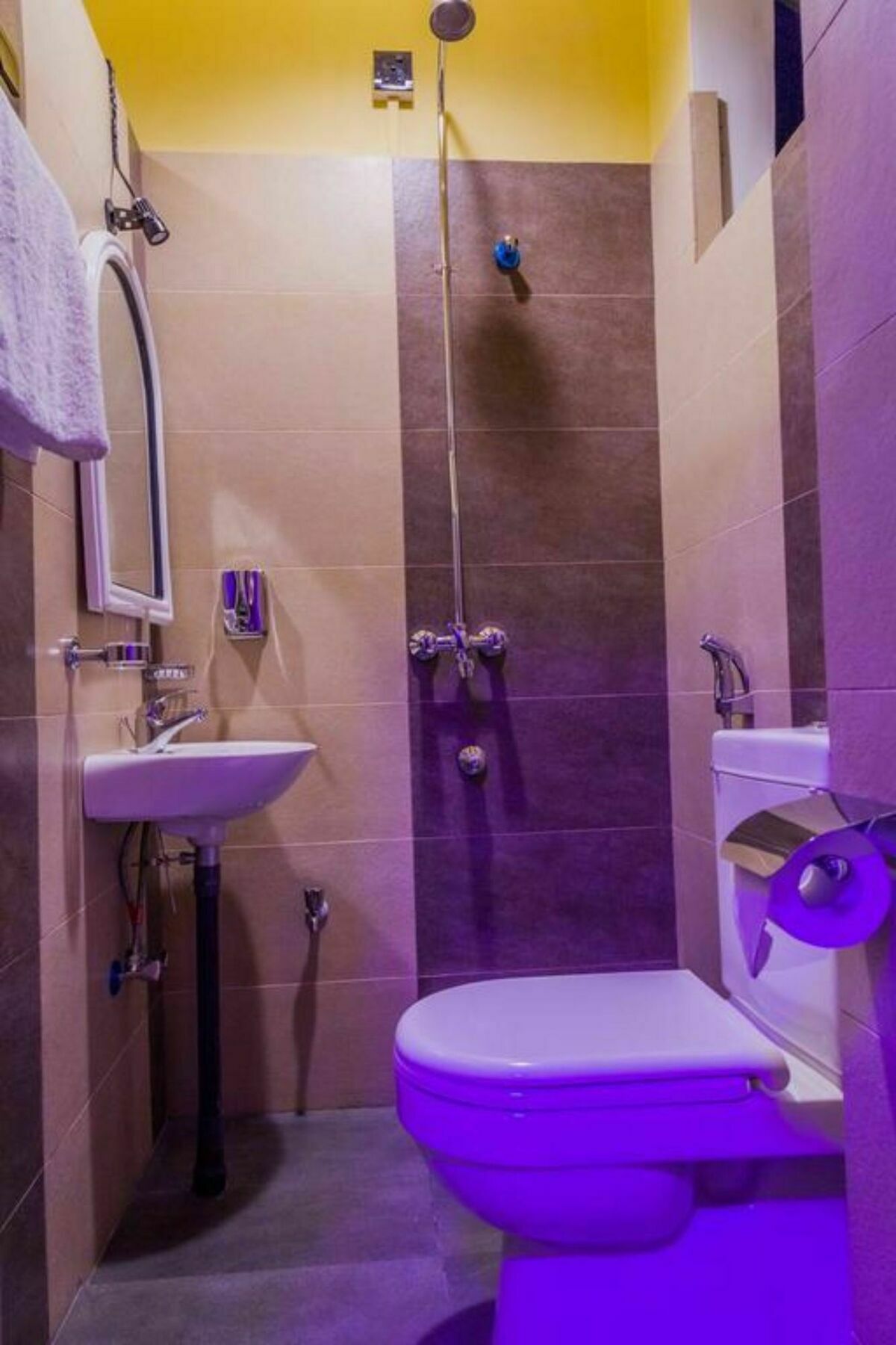 281 Kandy City Hostel & Rooms Deiyannewela 外观 照片