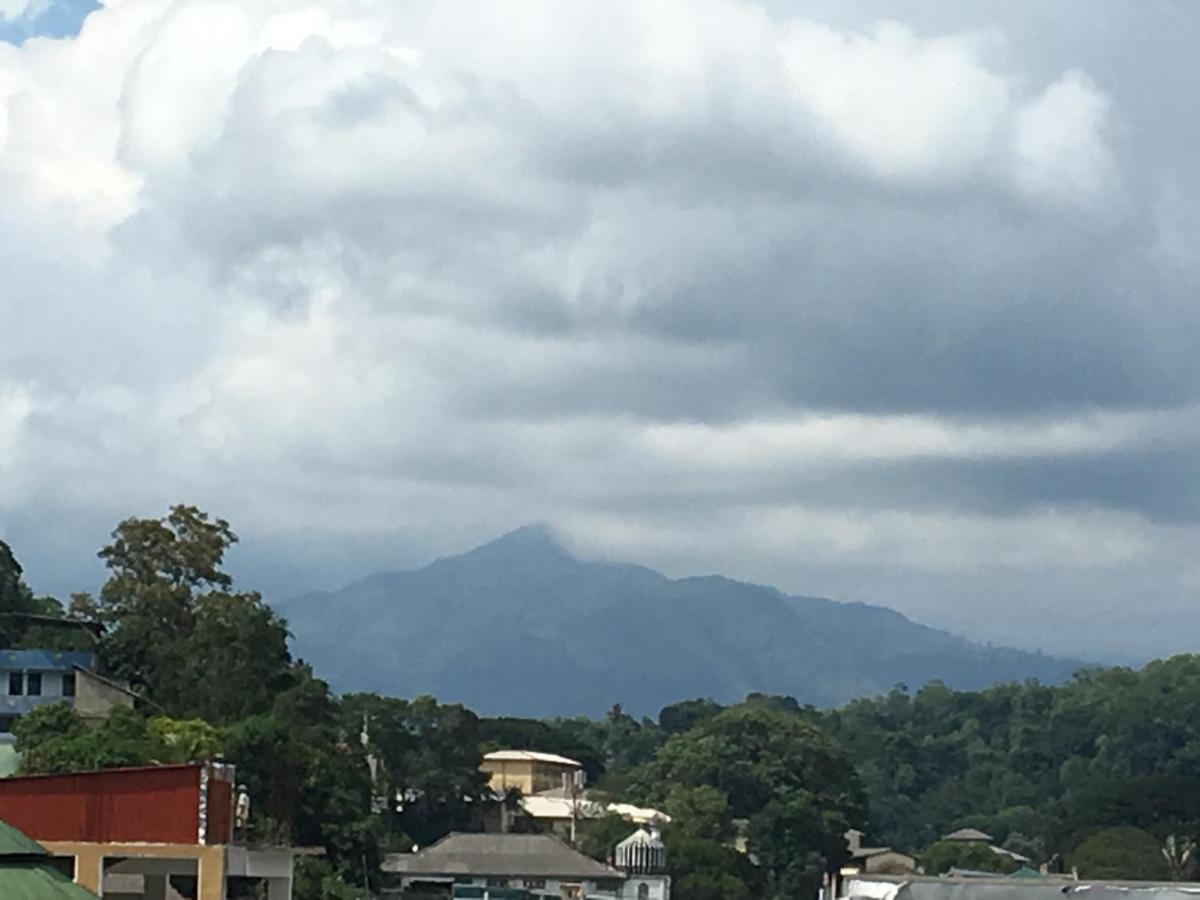 281 Kandy City Hostel & Rooms Deiyannewela 外观 照片